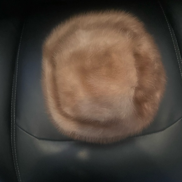Mink Pillbox Hat - Picture 3 of 3